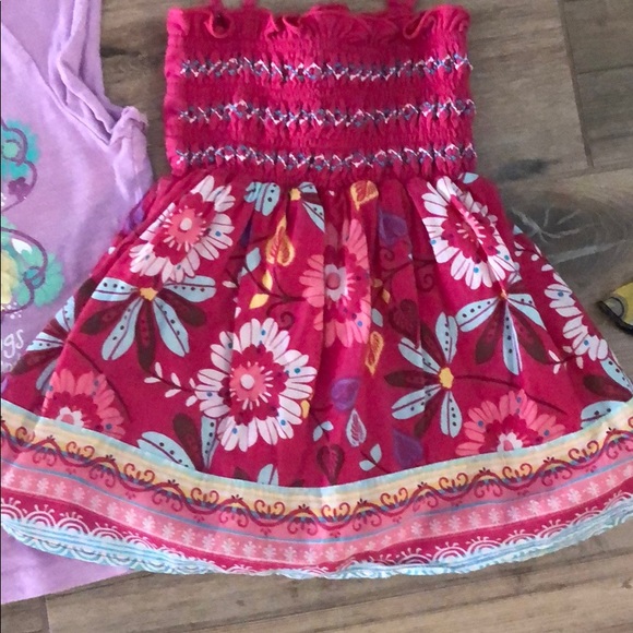 🌸 3/$20 Top Bundle - Picture 2 of 4